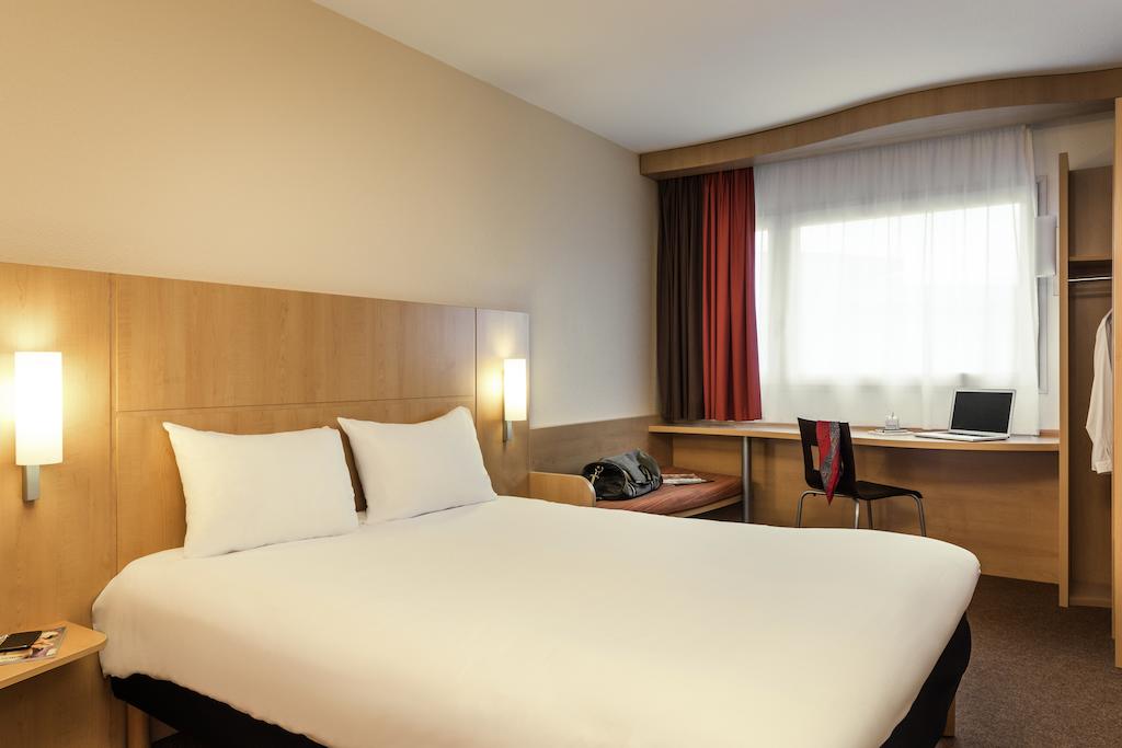 H  tel ibis Paris Tour Eiffel Cambronne 15  me Trocotel Revendez